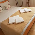 Pensiunea Casa Johnelly コスティネシュティ