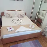 Pensiunea Casa Johnelly ベッド・アンド・ブレックファスト *