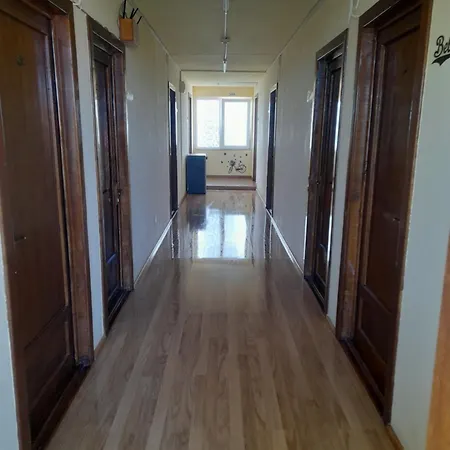 Pensiunea Casa Johnelly Bed & Breakfast *