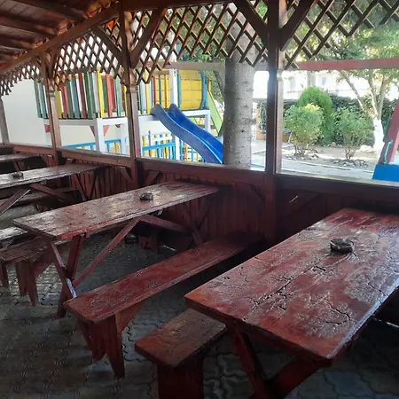 Pensiunea Casa Johnelly * Costinesti