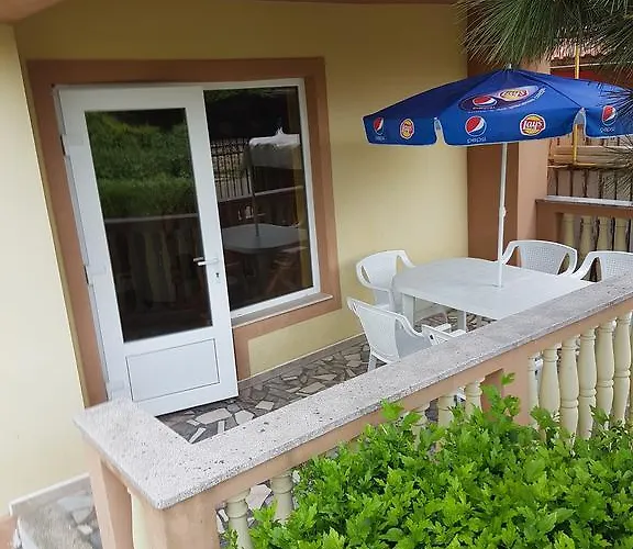 Pensiunea Casa Johnelly