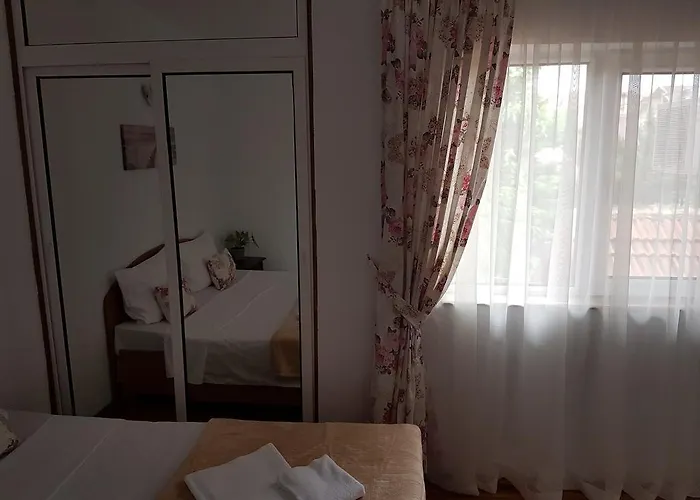 Pensiunea Casa Johnelly Costinesti