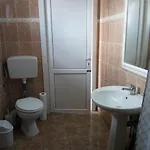 Pensiunea Casa Johnelly Bed & Breakfast *
