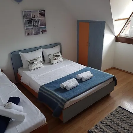 Pensiunea Casa Johnelly * Costinești