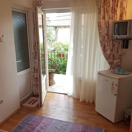 Oda ve Kahvaltı Pensiunea Casa Johnelly