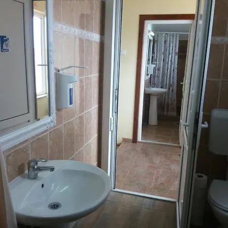 Pensiunea Casa Johnelly Костинешти