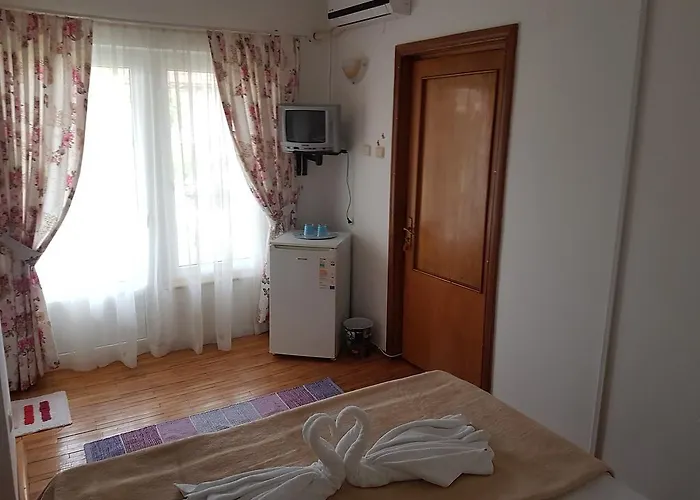 Bed & Breakfast Pensiunea Casa Johnelly