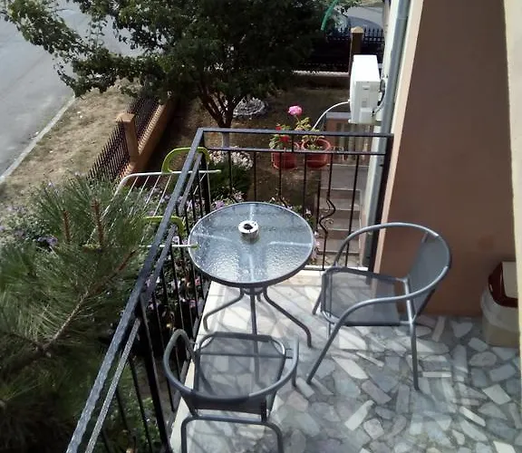 Bed & Breakfast Pensiunea Casa Johnelly